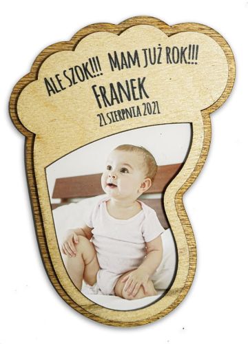 Drewniany magnesik - upominek dla gości na roczek 